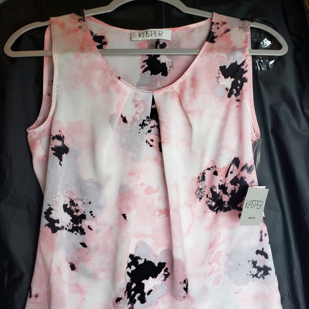 Kasper sleeveless blouse, size PS, pink white black floral pattern.